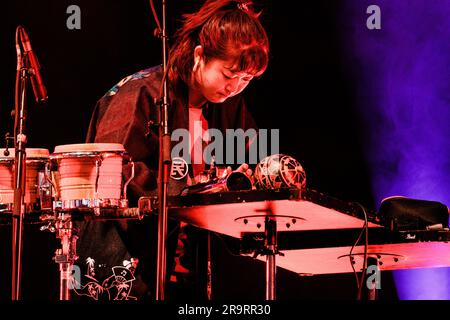 Roskilde, Dänemark. 28. Juni 2023. Die japanische Band Minyo Crusaders tritt während des dänischen Musikfestivals Roskilde Festival 2023 in Roskilde ein Live-Konzert auf. (Foto: Gonzales Photo/Alamy Live News Stockfoto