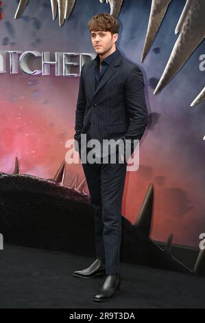 London, Großbritannien. Juni 28 2023. Joey Batey besucht die britische Premiere der WITCHER Staffel 3 im Now Building, Centre Point, St Giles Square, London, Großbritannien. Kredit: Siehe Li/Picture Capital/Alamy Live News Stockfoto