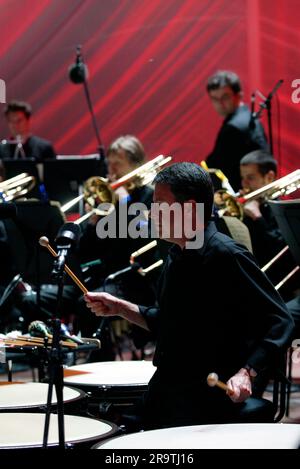 Das Sydney Symphony Orchestra zum 25. Jahrestag von Symphony in the Domain im Rahmen des einmonatigen Sydney Festivals. (2007 ist auch der 75. Jahrestag der Sydney Symphony.) The Domain, Sydney, Australien. 20.01.07. Stockfoto