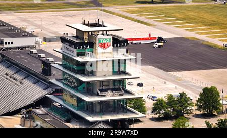 Indianapolis Motor Speedway von oben - Luftdrohnenfotografie - INDIANAPOLIS, INDIANA - 07. JUNI 2023 Stockfoto