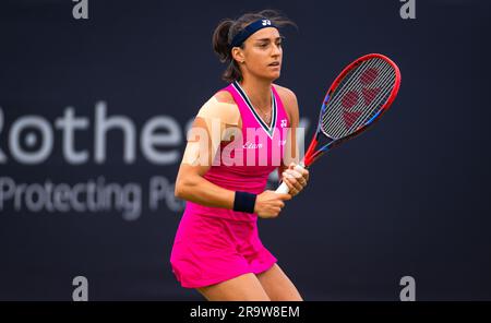 Eastbourne, England, 27. Juni 2023, Caroline Garcia von Frankreich in Aktion während der ersten Runde des Rothesay International 2023, WTA 500-Tennisturniers am 27. Juni 2023 im Devonshire Park in Eastbourne, England Stockfoto