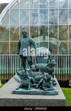 Tromso-Norway-10,07,2022 - Helmer Ha´nssen Polarforscher im Polaria Museum in Tromso. Stockfoto