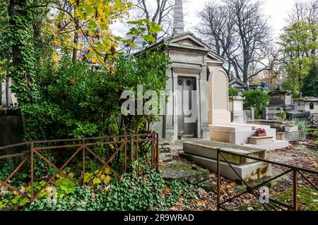 Ein Blick auf den Pere Lachaise, den berühmtesten Friedhof mit den Gräbern sehr berühmter Menschen Stockfoto