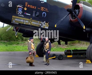 Die Handley Page Halifax ist ein viermotoriger schwerer Bombenleger der britischen Royal Air Force aus dem Zweiten Weltkrieg. Stockfoto