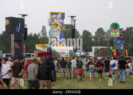 Werchter, Belgien. 29. Juni 2023. Die Abbildung zeigt den ersten Tag des Rock Werchter Musikfestivals in Werchter, Donnerstag, den 29. Juni 2023. Die 47. Ausgabe des Festivals findet vom 29. Juni bis zum 2. Juli statt. BELGA PHOTO VIRGINIE LEFOUR Kredit: Belga News Agency/Alamy Live News Stockfoto