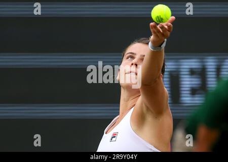 Bad Homburg, Deutschland. 29. Juni 2023. Tennis, WTA-Tour, Singles, Frauen, Quarterfinals, Masarova (Spanien) - Navarro (USA): Emma Navarro bereitet sich auf den Dienst vor. Kredit: Joaquim Ferreira/dpa/Alamy Live News Stockfoto