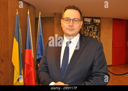 Berlin, Deutschland. 29. Juni 2023. Der tschechische Außenminister Jan Lipavsky besucht Berlin, führt Gespräche mit dem Vorsitzenden der Grünen Omid Nouripour und Jens Plotner, Außenpolitikberater und Sicherheitsberater des deutschen Kanzlers in Berlin, Deutschland, am 29. Juni 2023. Kredit: Zapotocky Ales/CTK Photo/Alamy Live News Stockfoto