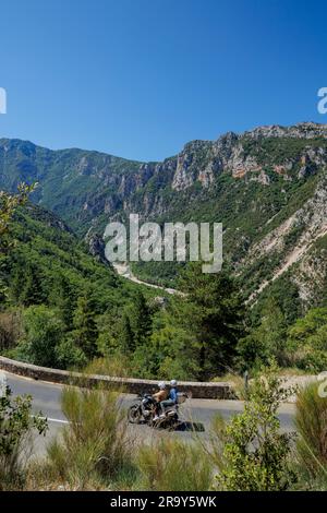 Besichtigungstour auf der Verdon-Schlucht Var Alpes-de-Haute-Provence Provence-Alpes-Cote d'Azur Frankreich Stockfoto