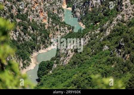 Blick auf die Verdon-Schlucht Var Alpes-de-Haute-Provence Provence-Alpes-Cote d'Azur Frankreich Stockfoto