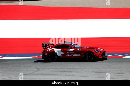 Spielberg, Autriche. 29. Juni 2023. FIA Mercedes Safety Car in Aktion während der Formel 1 Rolex Grosser Preis von Osterreich 2023, 2023 Grand Prix Österreich, 9. Runde der Formel-1-Weltmeisterschaft 2023 vom 30. Juni bis 2. Juli 2023 auf dem Red Bull Ring in Spielberg, Österreich - Foto Florent Gooden/DPPI Credit: DPPI Media/Alamy Live News Stockfoto