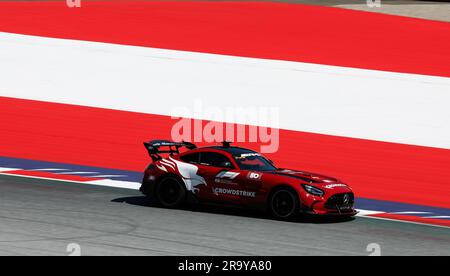 Spielberg, Autriche. 29. Juni 2023. FIA Mercedes Safety Car in Aktion während der Formel 1 Rolex Grosser Preis von Osterreich 2023, 2023 Grand Prix Österreich, 9. Runde der Formel-1-Weltmeisterschaft 2023 vom 30. Juni bis 2. Juli 2023 auf dem Red Bull Ring in Spielberg, Österreich - Foto Florent Gooden/DPPI Credit: DPPI Media/Alamy Live News Stockfoto