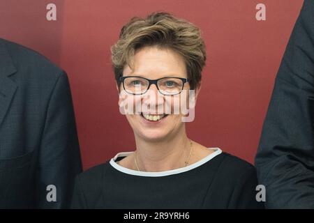 Bremen, Deutschland. 29. Juni 2023. Claudia Schilling (SPD) wird auf einer Pressekonferenz des SPD als Kandidatin für das Amt der Senatorin für Soziales, Arbeit und Justiz vorgestellt. Kredit: Marco Rauch/dpa/Alamy Live News Stockfoto