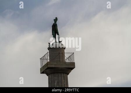 Oben auf dem Marquess of Anglesey's Column Llanfairpg, Anglesey, North Wales, Landschaft, Teleobjektiv Stockfoto