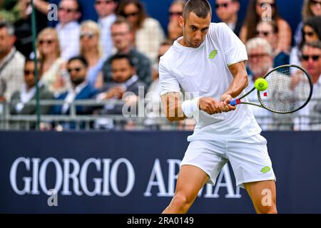 London, Großbritannien. 29. Juni 2023. ATP - Exho Singles Cameron Norrie trifft am 29. Juni 2023 beim Giorgio Armani Tennis Classic im Hurlingham Club in London ein. Foto von Phil Hutchinson. Nur redaktionelle Verwendung, Lizenz für kommerzielle Verwendung erforderlich. Keine Verwendung bei Wetten, Spielen oder Veröffentlichungen von Clubs/Ligen/Spielern. Kredit: UK Sports Pics Ltd/Alamy Live News Stockfoto