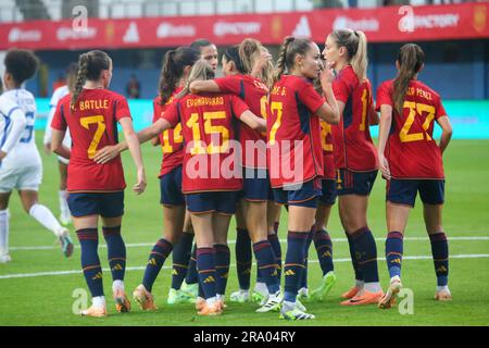 Aviles, Spanien, 30. Juni 2023: Spieler Spaniens feiern das vierte Tor des Spiels während des Freundschaftsspiels zwischen Spanien und Panama am 30. Juni 2023 im Roman Suarez Puerta Stadium in Aviles, Spanien. Alberto Brevers/Alamy Live News Stockfoto