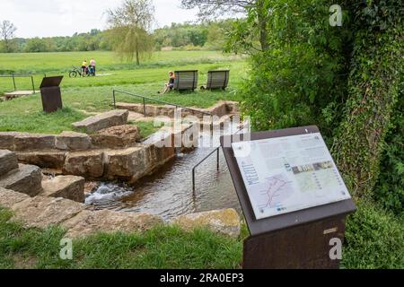 Kneipp-Hydrotherapie-Anlage bei Wonfurt am Main im Bezirk Hassberge in Niederfrankien Stockfoto