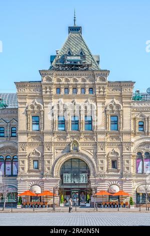 Russland - 10. März 2009 - der Kaugummi in Moskau. GUM (Haupteinkaufszentrum) ist der Name des Haupteinkaufszentrums in vielen Städten der ehemaligen Sowjetunion Stockfoto