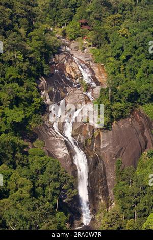 Wasserfall, Regenwald, Terjun Temurun Nationalpark, Langkawi Insel, Malaysia Stockfoto