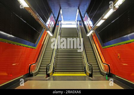 Rolltreppe, U-Bahn-Station El Capricho, Madrid, Spanien Stockfoto