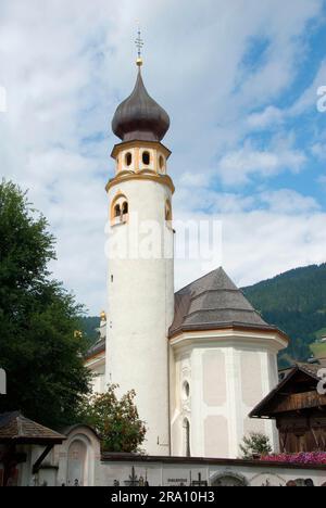 Kirche, San Candido, San Candido, Trentino-Südtirol, Italien Stockfoto