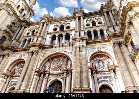 Blick auf die Basilika Santa Iglesia de la Encarnacion oder die Kathedrale von Malaga, Andalusien, Spanien Stockfoto