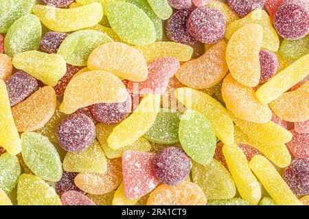 Mischung aus fruchtigen Gelee-Süßigkeiten. Draufsicht. Stockfoto