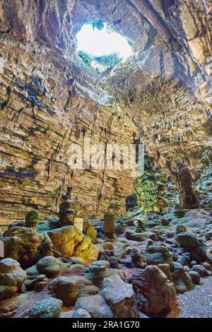 Die Castellana Höhlen sind ein bemerkenswert Karst-Höhlensystem befindet sich in der Gemeinde von Castellana Grotte, Italien Stockfoto