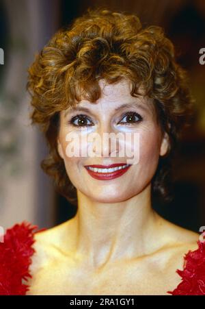 Susanne Uhlen, deutsche Schauspielerin und Regisseurin, Deutschland um 1988. Stockfoto