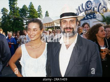 Isabel Varell, deutsche Schauspielerin und Fernsehmoderatorin, mit Partner Drafi Deutscher, Deutschland um 1989. Stockfoto
