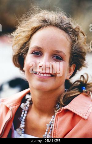 Lara Joy Körner, deutsche Schauspielerin, Tochter von Diana Körner, Portrait, Deutschland, ca. 1995. Stockfoto