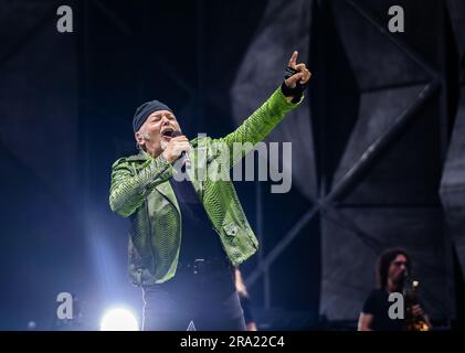 Salerno, Italien. 28. Juni 2023. Vasco Rossi lebt im Arechi-Stadion in Salerno. (Foto: Giovanni Esposito/Pacific Press/Sipa USA) Guthaben: SIPA USA/Alamy Live News Stockfoto