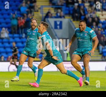 Warrington, Cheshire, England, 29. Juni 2023. Leeds Rhinos Richie Myler feiert seinen Versuch während der Warrington Wolves V Leeds Rhinos im Halliwell Jones Stadium, der Betfred Super League, Warrington (Kreditbild: ©Cody Froggatt/Alamy Live News) Stockfoto