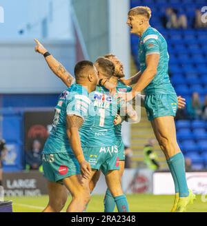 Warrington, Cheshire, England, 29. Juni 2023. Leeds Rhinos feiert Richie Myler TRY, während Warrington Wolves V Leeds Rhinos im Halliwell Jones Stadium, die Betfred Super League, Warrington (Kreditbild: ©Cody Froggatt/Alamy Live News) Stockfoto