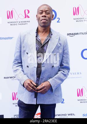 Andrew Roachford nimmt an den Nordoff Robbins Silver Clef Awards O2 im Grosvenor House Hotel, London Teil. Foto: Freitag, 30. Juni 2023. Stockfoto