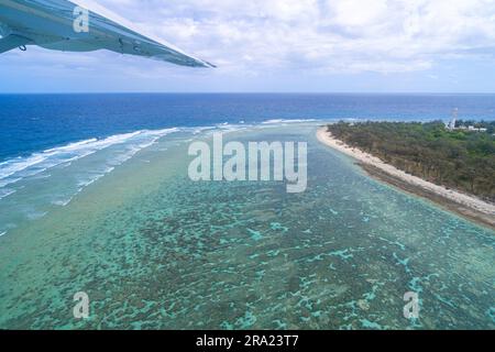 Luftaufnahme auf Lady Elliot Island und das umliegende Korallenriff. Southern Great Barrier Reef, Queensland, Australien Stockfoto