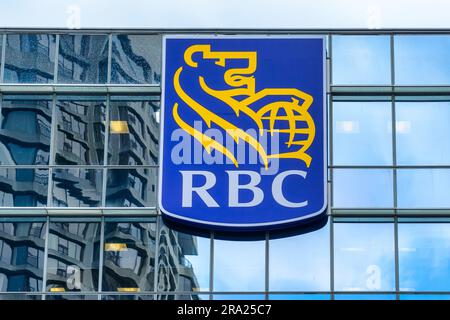 Logo, Schild oder Business-Design der Royal Bank of Canada. Das RBC ist das größte Finanzinstitut des Landes. Stockfoto