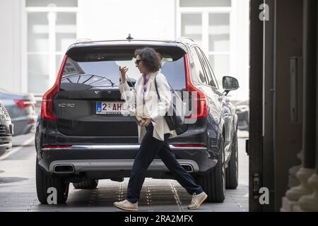 Brüssel, Belgien. 30. Juni 2023. Außenministerin Hadja Lahbib bei der Ankunft zu einem Ministertreffen Kern der Bundesregierung am Freitag, den 30. Juni 2023 in Brüssel. BELGA FOTO NICOLAS MAETERLINCK Kredit: Belga News Agency/Alamy Live News Stockfoto