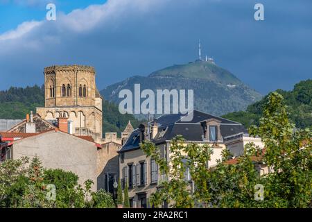 Frankreich, Puy de Dome, Royat, Kurort, Kirche Saint Leger Stockfoto