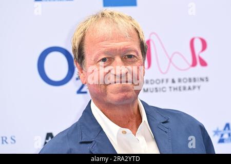 London, Großbritannien. 30. Juni 2023 Mark King nimmt an den Nordoff Robbins Silver Clef Awards O2 im Grosvenor House Hotel, London Teil. Foto: Freitag, 30. Juni 2023. Das Foto sollte lauten: Matt Crossick/Alamy Live News Stockfoto