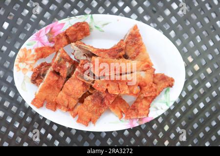 Frittiertes Schweinefleisch, Schweinefleisch oder Schweinebauch Stockfoto