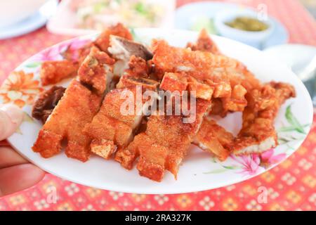 Frittiertes Schweinefleisch, Schweinefleisch oder Schweinebauch Stockfoto