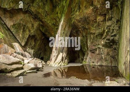 Kathedrale Höhle in Cumbria Stockfoto