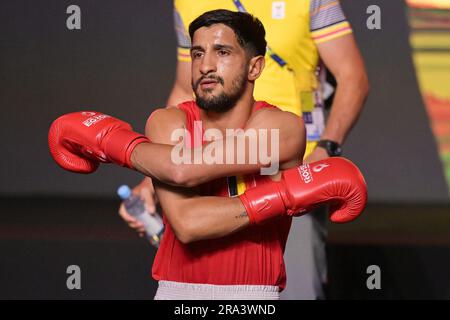 Krakau, Polen. 30. Juni 2023. Der belgische Boxer Vasile Usturoi wurde zu Beginn eines Kampfes im Halbfinale des Boxwettbewerbs der Herren -57kg bei den Europaspielen in Krakau, Polen, am Freitag, den 30. Juni 2023 gezeigt. Usturoi geht ins Halbfinale und qualifiziert sich für die Olympischen Spiele 2024 in Paris. Die Europaspiele 3., informell bekannt als Krakau-Malopolska 2023, sind eine geplante internationale Sportveranstaltung, die vom 21. Juni bis 02. Juli 2023 in Krakau und Malopolska, Polen, stattfindet. BELGA FOTO LAURIE DIEFFEMBACQ Kredit: Belga News Agency/Alamy Live News Stockfoto