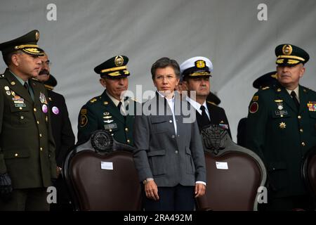 Bogota, Kolumbien. 30. Juni 2023. Bogotas Bürgermeisterin Claudia Lopez während der Zeremonie der kolumbianischen Polizei Brigadrier General Sandra Patricia Hernandez in Bogota, Kolumbien, 30. Juni 2023. Foto von: Chepa Beltran/Long Visual Press Credit: Long Visual Press/Alamy Live News Stockfoto