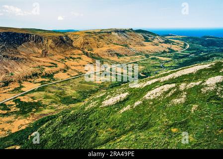 Luftaufnahme der Tablelands, Gros Morne National Park, Neufundland, Kanada Stockfoto