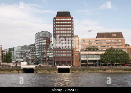 United Nations, International Maritime Organization Headquarters Building and White Hart Dock Tunnels, Albert Embankment, London, SE1, England, GROSSBRITANNIEN Stockfoto