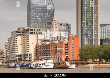 Sea Containers House, One Blackfriars, South Bank Tower und Oxo Tower nahe Gabriel's Wharf, Upper Ground, Southbank, Lambeth, London, SE1, GROSSBRITANNIEN Stockfoto