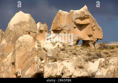 Vulkanische Felsformation, Goereme, Goereme-Nationalpark, Kappadokien, Türkei Stockfoto