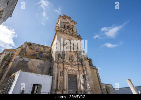 Kirche San Pedro - Arcos de la Frontera, Cadiz, Spanien Stockfoto