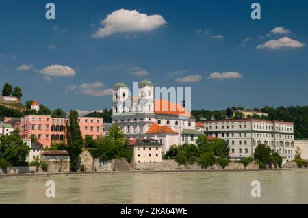 Jesuitenkirche St. Michael, Inn, Passau, Bayerischer Wald-Nationalpark, Bayern, Deutschland Stockfoto